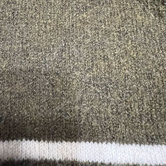 T Tahari Green White Stripe Oversized V Neck Sweater Wool Mohair Blend Sz S NWT - Picture 10 of 14